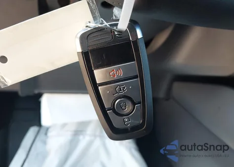 2025 Ford Escape St-Line from USA, damaged, VIN 1FMCU9MN8SUA34867